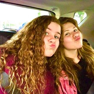 Meet your Posher, Charlotte